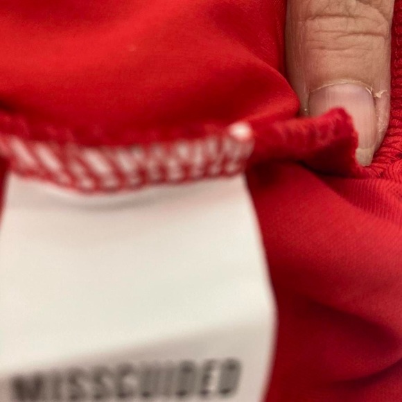 Elegant Red Crochet Dress with lace detailing by Missguided 2 - Picture 4 of 5